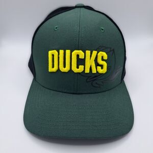 Nike Oregon Ducks Dri-Fit Hat Fitted Cap Football Swoosh Logo Classic99 OSFM